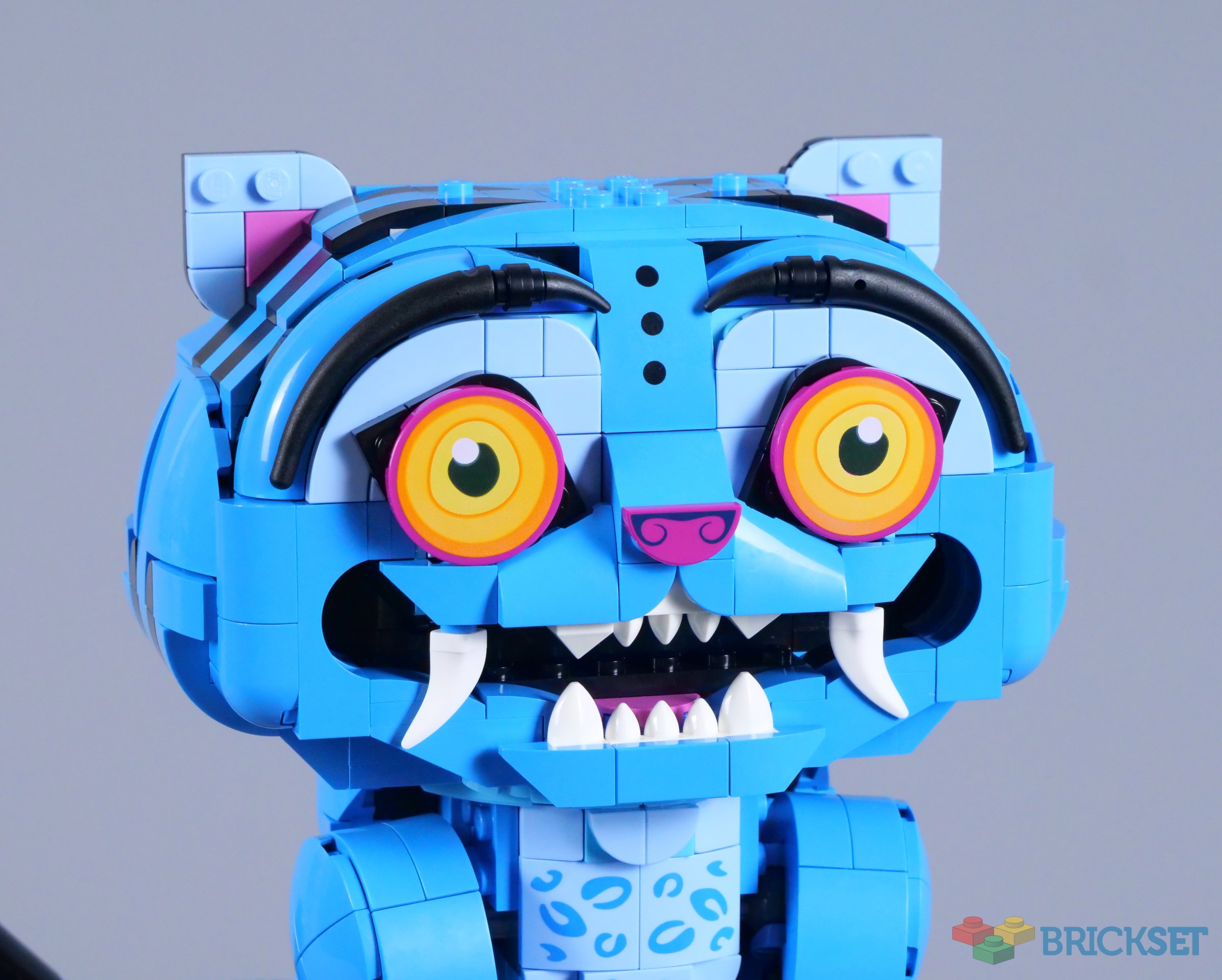 LEGO KPop Demon Hunters 72537 Derpy Tiger and Sussie Bird review